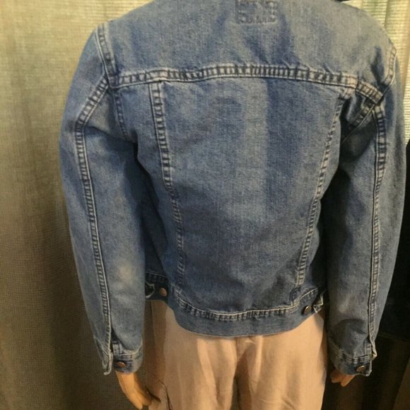 Vintage Riveted by Lee Sm Women's preowned 90s Jean Jacket. - Picture 3 of 6